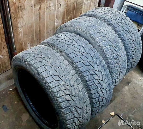 Dunlop Grandtrek Ice 02 215/60 R17 100T