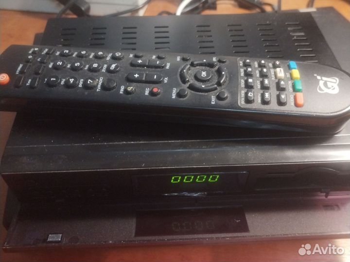 Цифровой спутниковый HD ресивер GI S8120