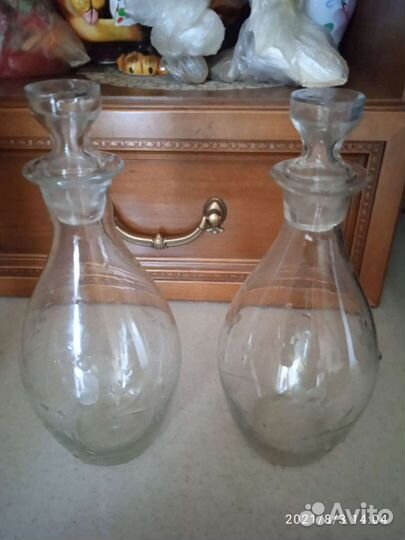 Графины и вазы стекло, рюмки, банки 1,3 литровые