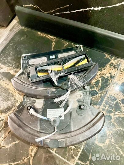 Робот пылесос Kit fort