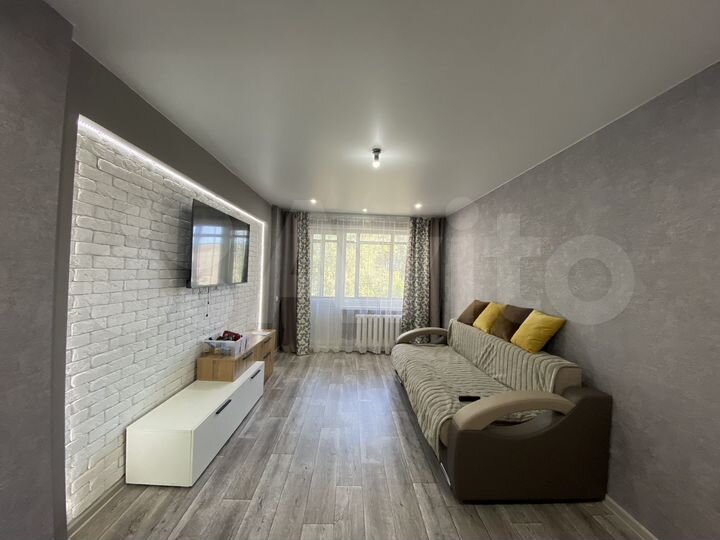 3-к. квартира, 59 м², 2/5 эт.