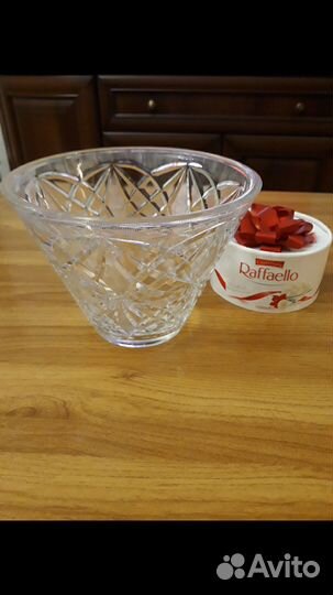 Ваза хрустальная