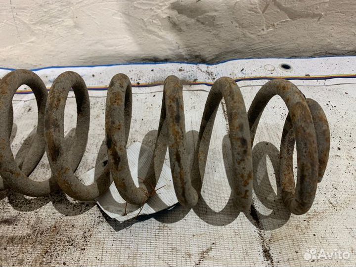 Пружина задняя 80/90 B4 1992-1995