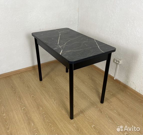 Кухонный стол