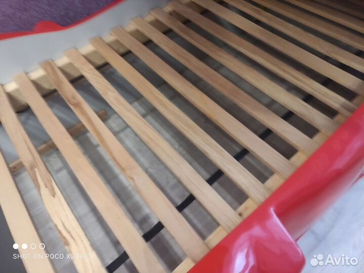 Детская кровать машина бу с матрасом