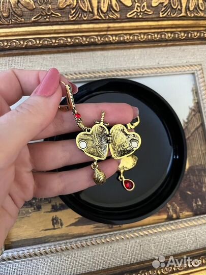 Серьги Alexander McQueen