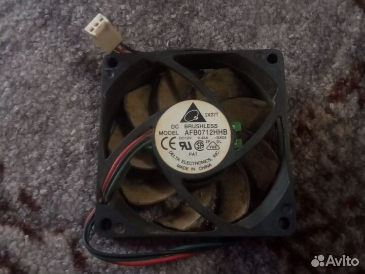 Вентилятор Кулер