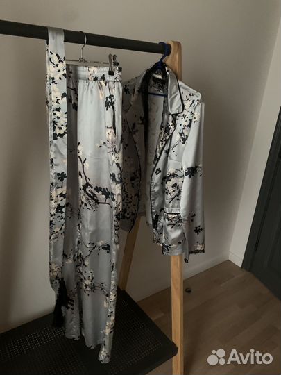 Женская одежда