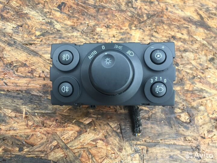 Блок управления светом Opel Astra H