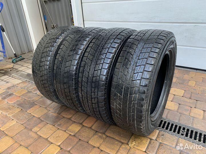 Dunlop Winter Maxx SJ8 215/65 R16 98R