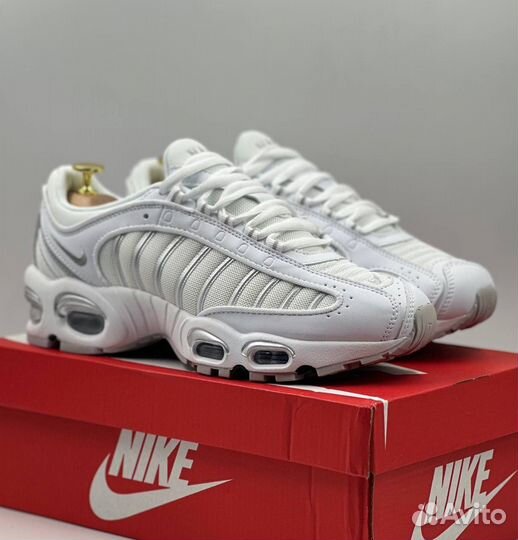 Кроссовки Nike Air Max Tailwind 4