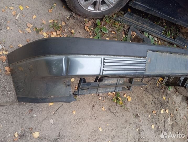 Бампер передний Фольксваген Пассат Б3