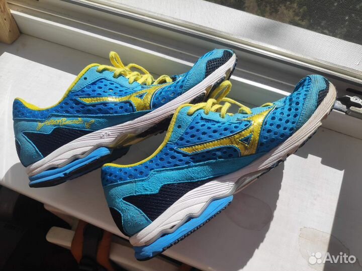 Кросовки Mizuno Wave Ronin 5 (UK 10)