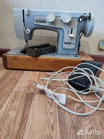Швейная машина чайка 3