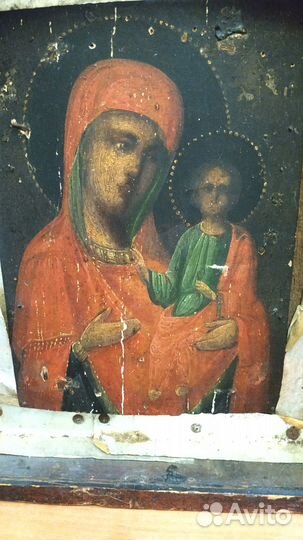 Икона. Старинная. Доска масло