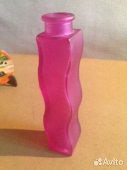 Ваза-бутон, Волна, матовое цветное стекло, 22 см