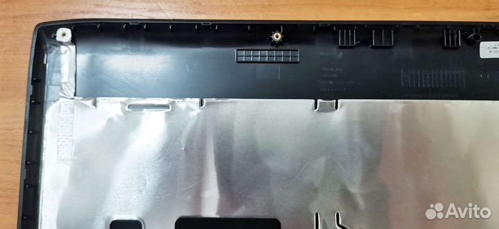 Крышка матрицы (экрана) Samsung NP-R730 / R780