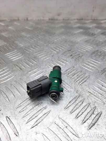 Форсунка Peugeot 206 1 1.4 2006