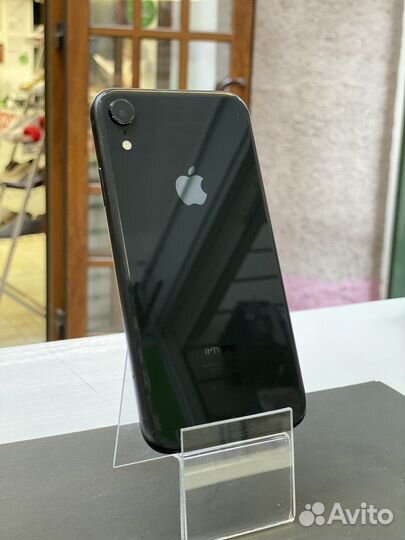 iPhone XR 64GB (Ростест)