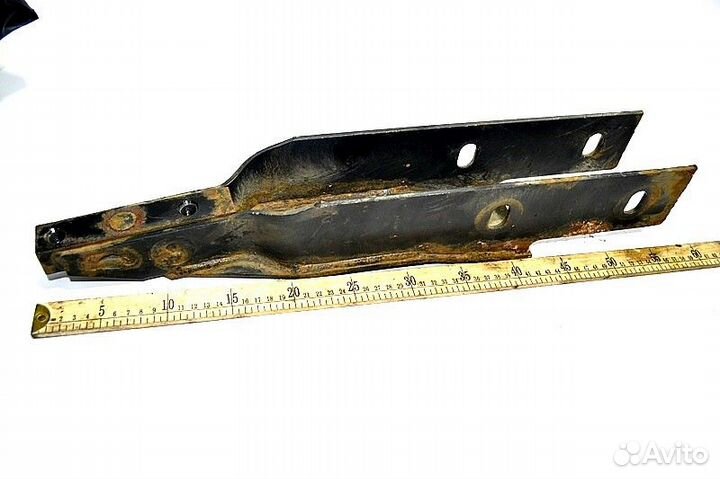 Кронштейн кабины, передний левый mercedes-benz Act