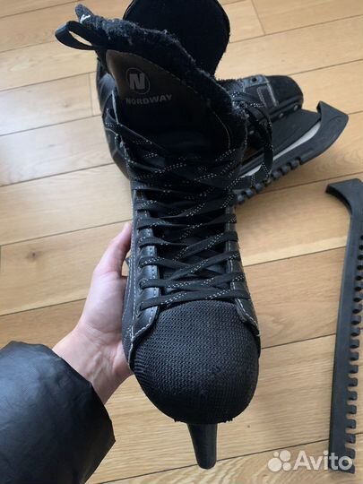 Коньки мужские 42 размера