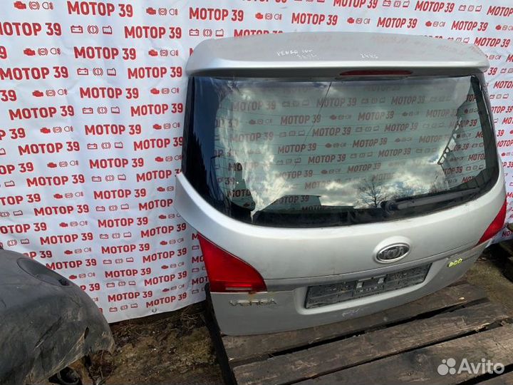 Крышка багажника задняя Kia Venga 1.4 I 2010