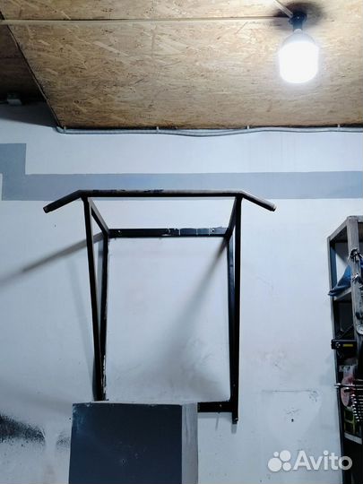 Турник настенный бу