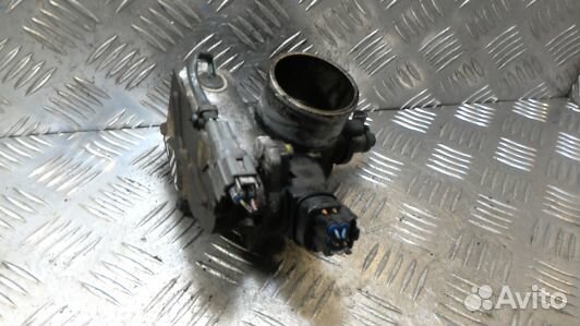 Дроссельная заслонка дизельная toyota RAV 4 ZCA2