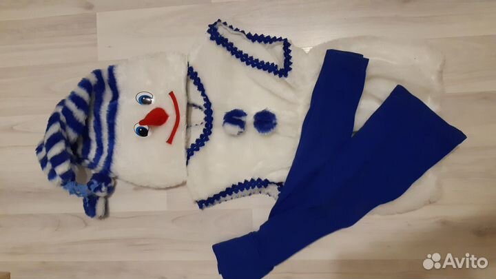 Новогодний костюм снеговик