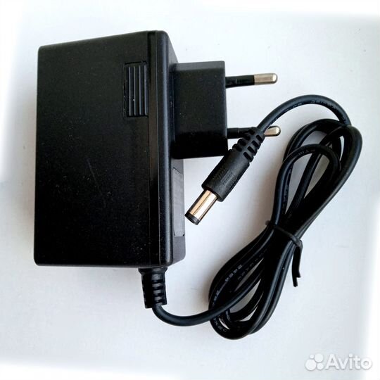 Зарядка пылесоса Bosch Athlet 30V 0.5A Lithium