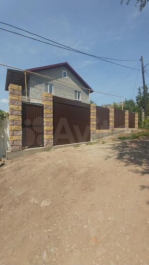 Дом 228 м² на участке 6 сот.