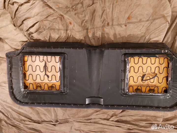 Задний диван волга