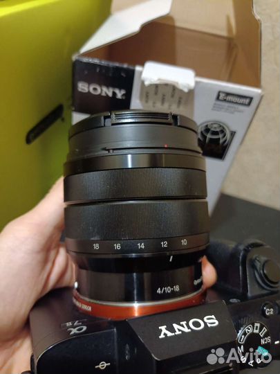 Объектив Sony SEL 10-18 F4 OSS