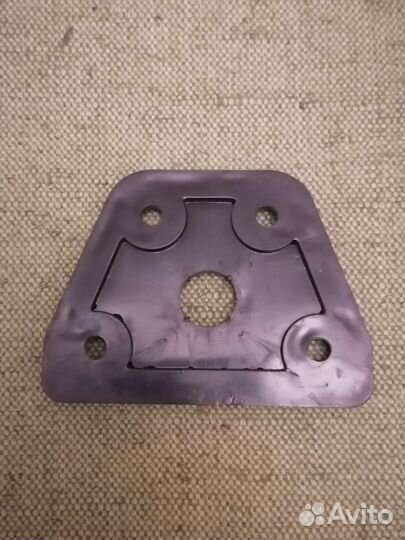 Резиновая подложка для зеркала УАЗ 469 Хантер 3151