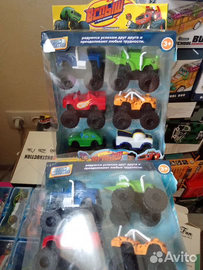 Набор машинок