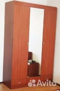 Шкаф