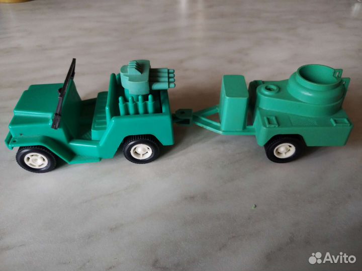 Машинки СССР, пластик, военные