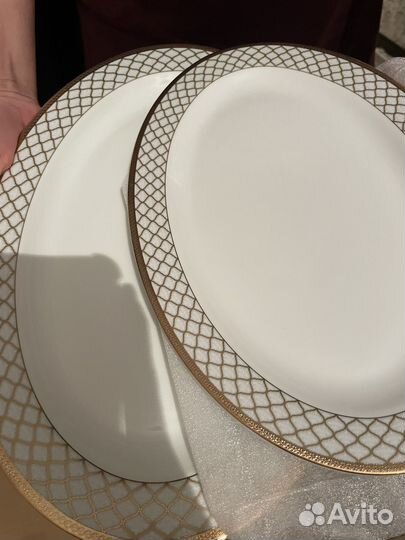 Столовый и чайный сервиз на 12 персон