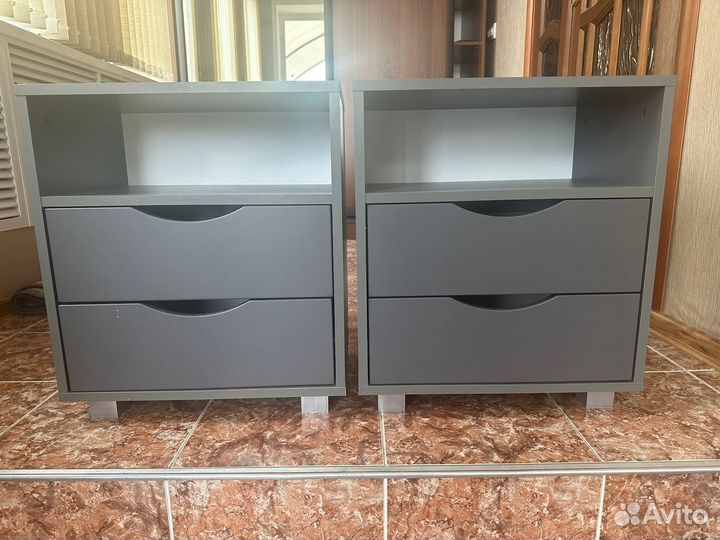 Тумбочка прикроватная бу