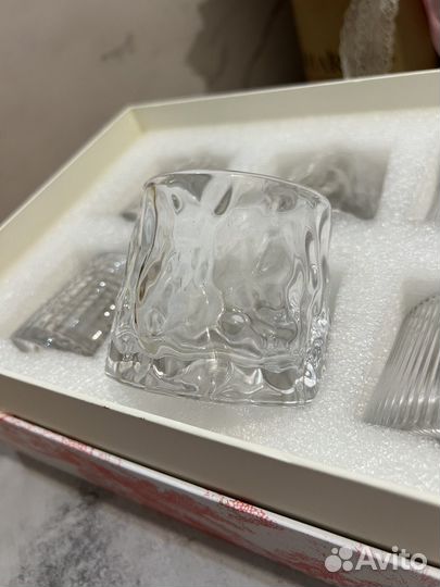 Набор стаканов