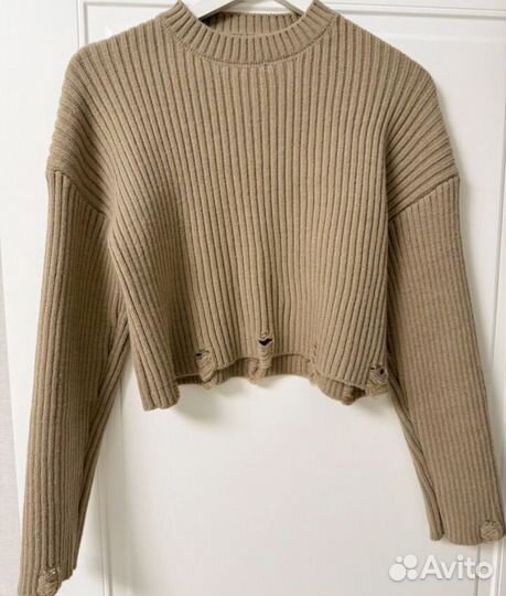 Свитер женский