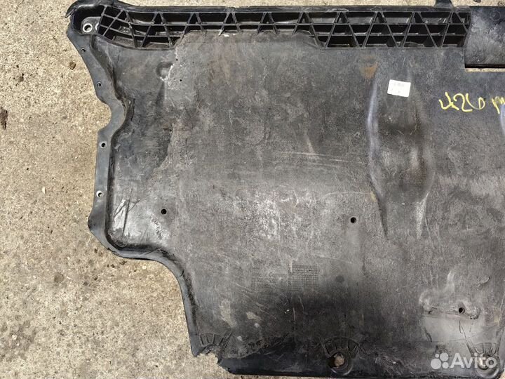 Защита двигателя Skoda Karoq 2019 3Q0825901B