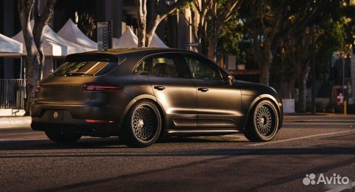 Кованые диски R21 в стиле HRE для Porsche Macan