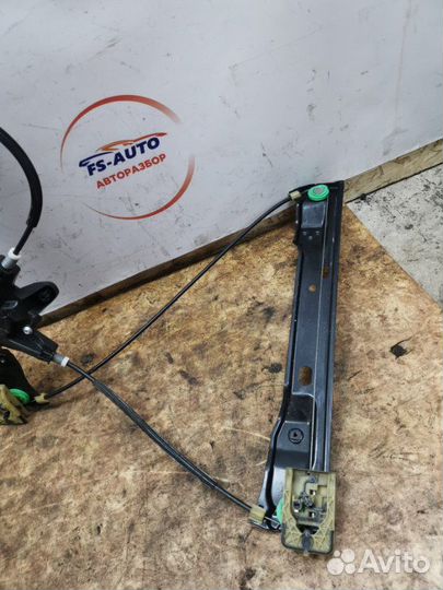 Стеклоподъемник передний правый Ford Focus 3