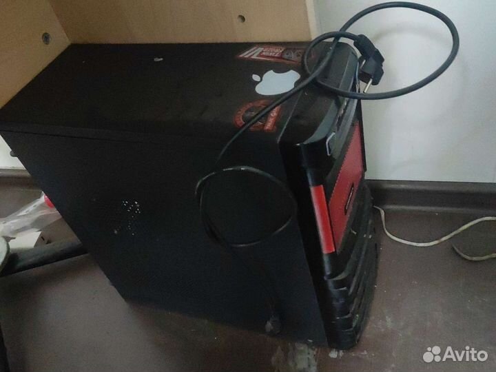 Игровой корпус для пк вместе с железом