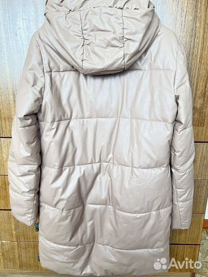 Пуховик женский 42 44
