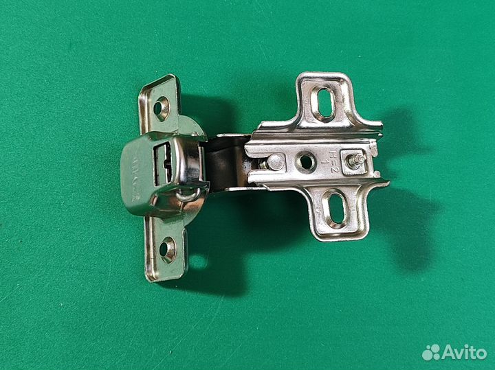 Петля угловая 30 AKS