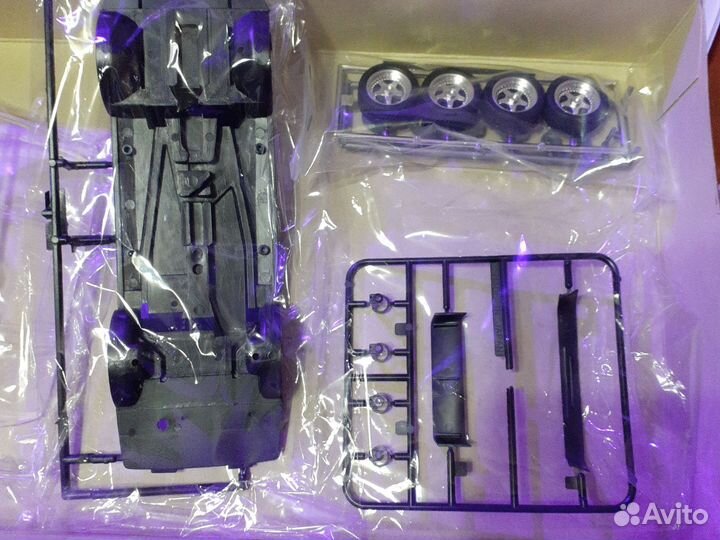 Сборная модель автомобиля, 1:24