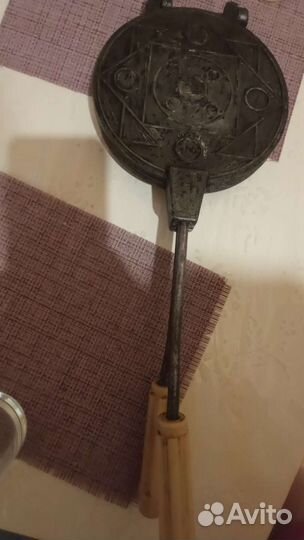 Вафельница, форма для печенья