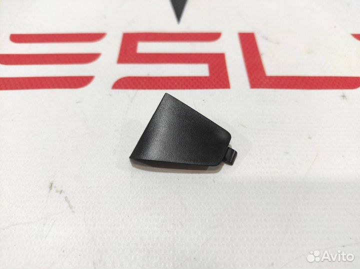 Заглушка пластиковая карты двери Tesla Model 3
